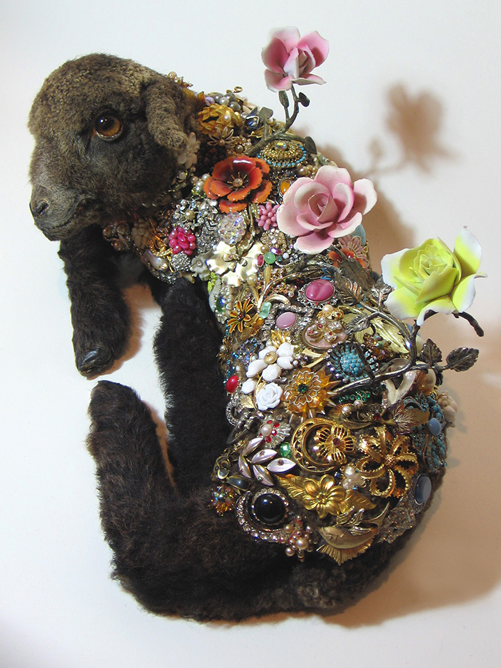 Taxidermy in art: Angela Singer, Garden, 2001. Artist’s website.
